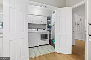 7715 Crossover Dr, McLean, VA 22102 - Photo 22