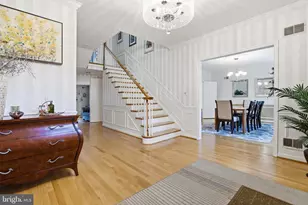 7715 Crossover Dr, McLean, VA 22102 - Photo 8