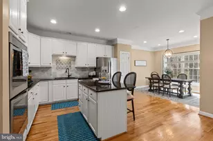 3786 Elmwood Towne Way, Alexandria, VA 22303 - Photo 10