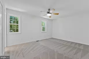 4300 Tartan Oak Ct, Fairfax, VA 22032 - Photo 18