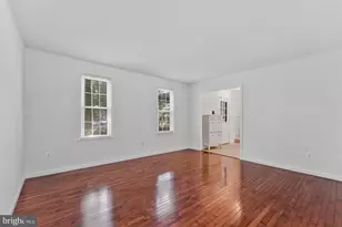 4300 Tartan Oak Ct, Fairfax, VA 22032 - Photo 6