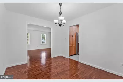 4300 Tartan Oak Court, Fairfax, VA 22032 - Photo 10