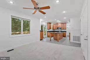 4300 Tartan Oak Ct, Fairfax, VA 22032 - Photo 14