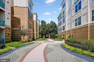 12000 Market St, Reston, VA 20190 - Photo 26