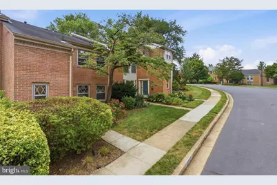 2007 Hopewood Drive, Falls Church, VA 22043 - Photo 4