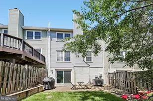 8561 Dellway Ln, Vienna, VA 22180 - Photo 36