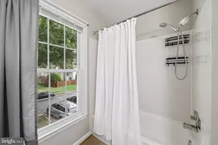 8561 Dellway Ln, Vienna, VA 22180 - Photo 34