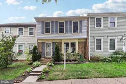8561 Dellway Lane, Vienna, VA 22180 - Photo 2