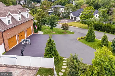 1515 Brookhaven Drive, McLean, VA 22101 - Photo 8
