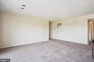 2632 Wagon Dr, Alexandria, VA 22303 - Photo 6