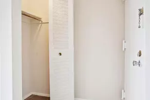 2632 Wagon Dr, Alexandria, VA 22303 - Photo 36