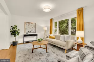 10103 Dundalk St, Fairfax, VA 22032 - Photo 4