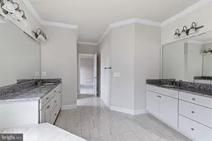 1751 Tysons Crest Ln, Vienna, VA 22182 - Photo 22
