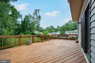 8003 Rockwood Ct, Springfield, VA 22153 - Photo 6