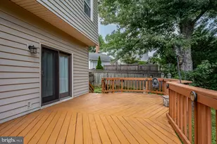 8003 Rockwood Ct, Springfield, VA 22153 - Photo 4