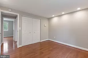 8454 Rippled Creek Ct, Springfield, VA 22153 - Photo 8