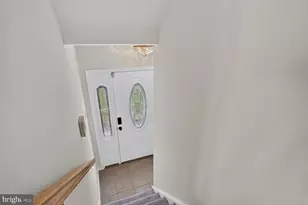 9457 Jenerio Ct, Lorton, VA 22079 - Photo 4