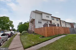 9457 Jenerio Ct, Lorton, VA 22079 - Photo 2