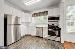 4200 Mozart Brigade Ln, Fairfax, VA 22030 - Photo 16