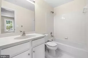 6914 Winter Ln, Annandale, VA 22003 - Photo 24