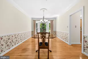 6914 Winter Ln, Annandale, VA 22003 - Photo 8