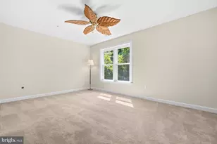 6914 Winter Ln, Annandale, VA 22003 - Photo 34