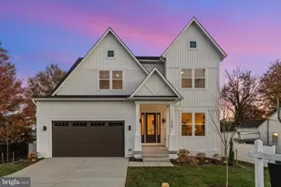 7505 Magarity Rd, Falls Church, VA 22043 - Photo 2