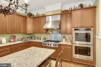11042 Heathland Drive, Oakton, VA 22124 - Photo 28
