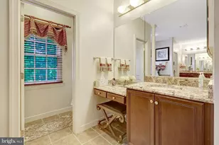 11042 Heathland Dr, Oakton, VA 22124 - Photo 68