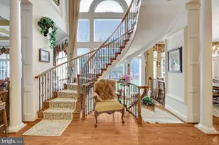 11042 Heathland Dr, Oakton, VA 22124 - Photo 46