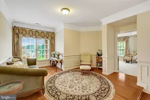 11042 Heathland Dr, Oakton, VA 22124 - Photo 52