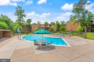 11232 Chestnut Grove Square, Reston, VA 20190 - Photo 48