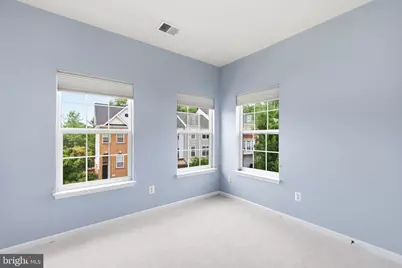 7843 Locust Leaf Lane, Alexandria, VA 22315 - Photo 28
