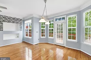 7843 Locust Leaf Ln, Alexandria, VA 22315 - Photo 14