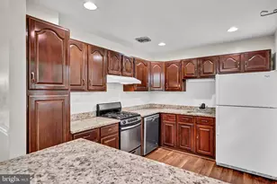 14715 Lock Dr, Centreville, VA 20120 - Photo 12