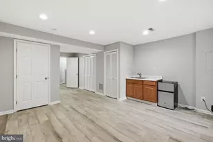 6374 Michael Robert Dr, Springfield, VA 22150 - Photo 12