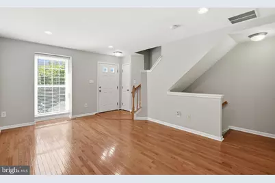 6374 Michael Robert Drive, Springfield, VA 22150 - Photo 2