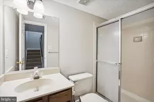 14634 Battery Ridge Ln, Centreville, VA 20120 - Photo 18