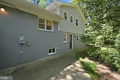 6814 Shrine Court, Annandale, VA 22003 - Photo 30