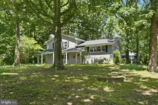 6814 Shrine Ct, Annandale, VA 22003 - Photo 32