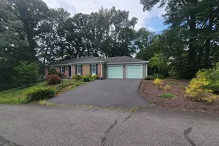 6104 Juneberry Ct, Alexandria, VA 22310 - Photo 2
