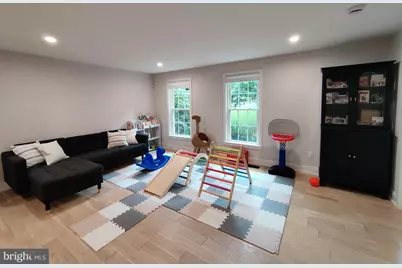 9051 Laurel Hill Court, Vienna, VA 22182 - Photo 2