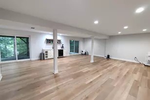 9051 Laurel Hill Ct, Vienna, VA 22182 - Photo 24