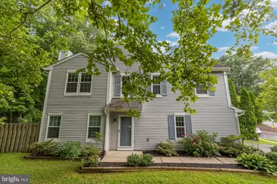 10201 Faire Commons Court, Burke, VA 22015 - Photo 2