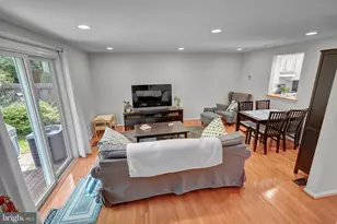 7576 Wood Mist Ln, Falls Church, VA 22043 - Photo 14