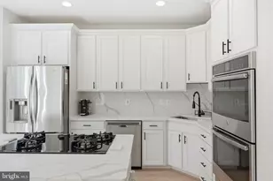 1320 Lessard Ln, McLean, VA 22101 - Photo 14