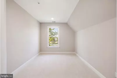 1320 Lessard Lane, McLean, VA 22101 - Photo 32