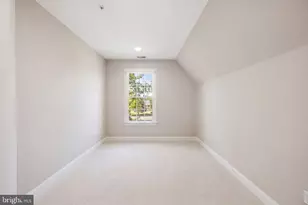 1320 Lessard Ln, McLean, VA 22101 - Photo 32