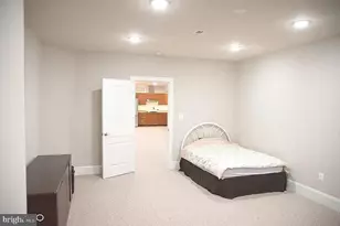 3505 Alpha Pl, Annandale, VA 22003 - Photo 12