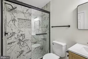 7403 Houndsbury Ct, Alexandria, VA 22315 - Photo 22